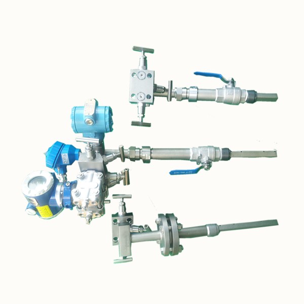 在線溫壓補(bǔ)償一體化德?tīng)査土髁坑?jì)
